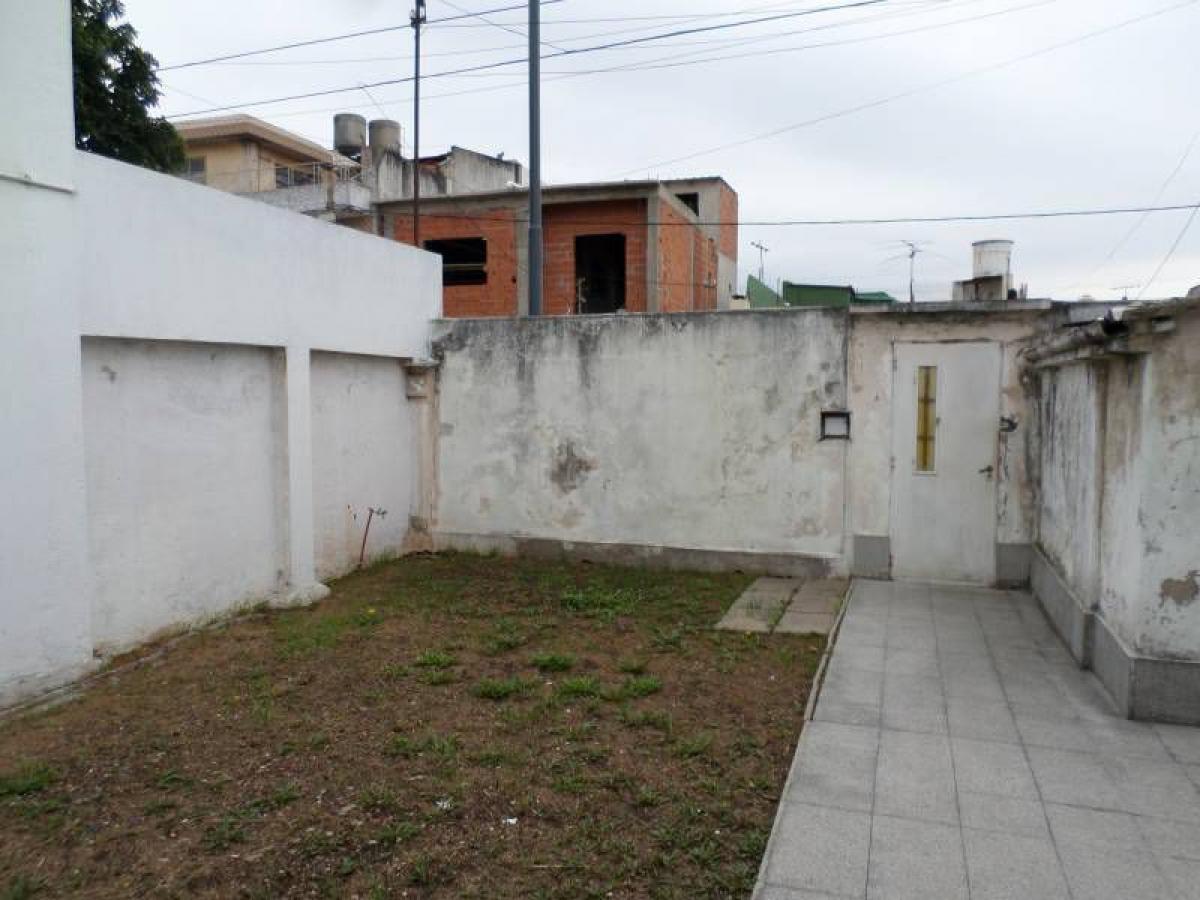 Studio in Buenos Aires, Argentina No. 76529