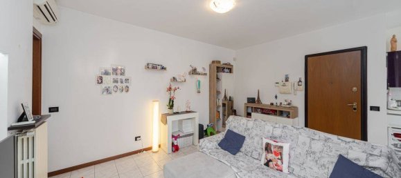 1 chambre Appartement à Desio, Italy No. 329695 2