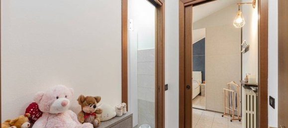 1 chambre Appartement à Desio, Italy No. 329695 13