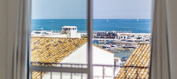 2 bedrooms Duplex in Marbella, Spain No. 246134 3