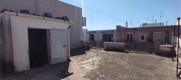 4 rooms House in Acquaviva delle Fonti, Italy No. 289155 9