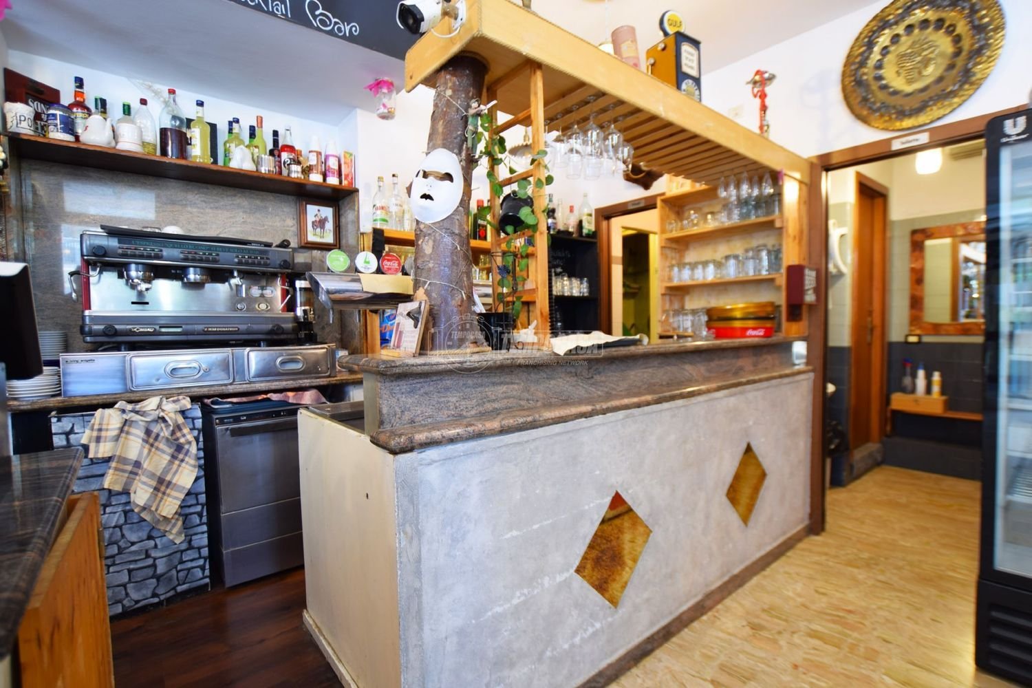  عقار تجاري في Senigallia, Italy 95متر مربع رقم 132958