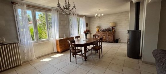 3 bedrooms House in Auxerre, France No. 315781 5