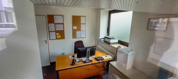 12-salle Bâtiment à Ostalbkreis, Germany No. 4823 31