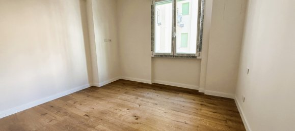 7 rooms Apartment in Florence, Italy No. 269680 22