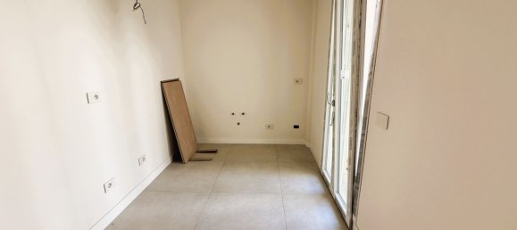 7 rooms Apartment in Florence, Italy No. 269680 33