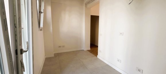 7 rooms Apartment in Florence, Italy No. 269680 31