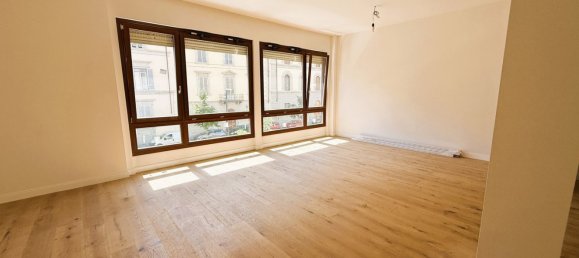7 rooms Apartment in Florence, Italy No. 269680 2