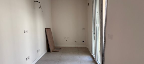 7 rooms Apartment in Florence, Italy No. 269680 30