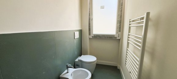 7 rooms Apartment in Florence, Italy No. 269680 13