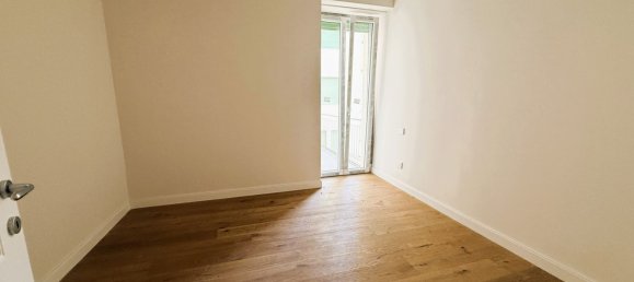 7 rooms Apartment in Florence, Italy No. 269680 24