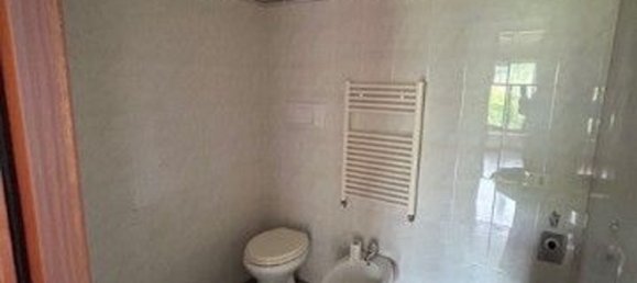 3 bedrooms Apartment in Terni, Italy No. 316877 9