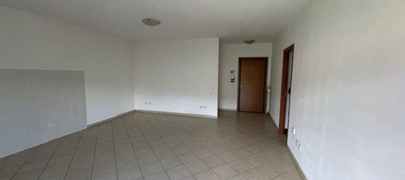 3 bedrooms Apartment in Terni, Italy No. 316877 3