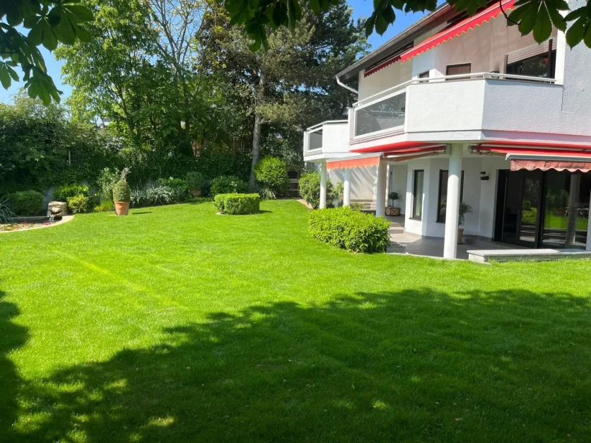 Villa de 9 divisões em Speyer, Germany N.º 62056