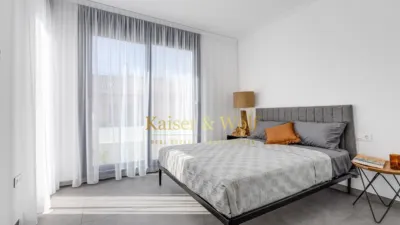 Casa de 4 dormitorios en Torrevieja, Spain No. 129252