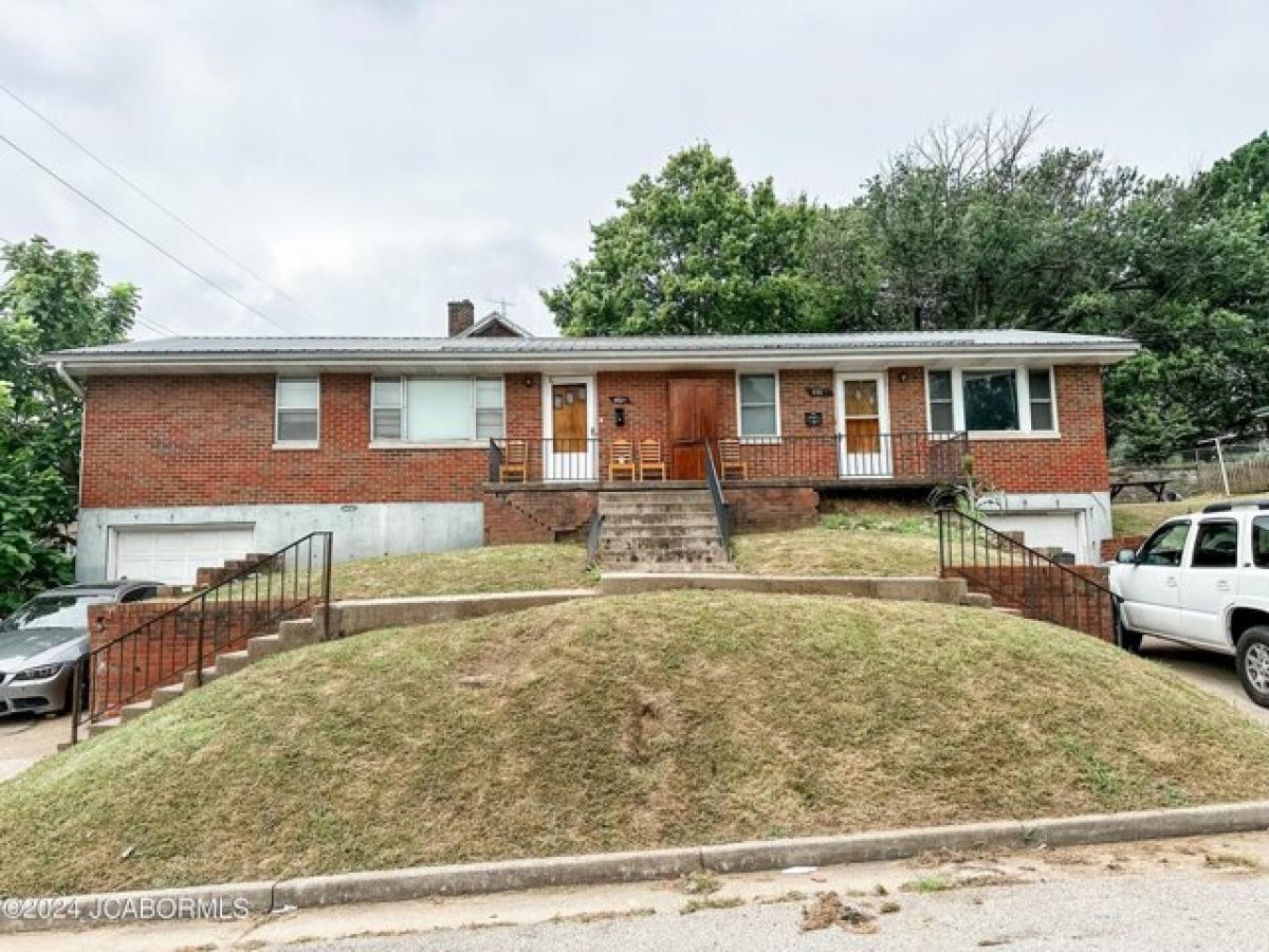 Casa de 4 dormitorios en Jefferson City, USA No. 442230