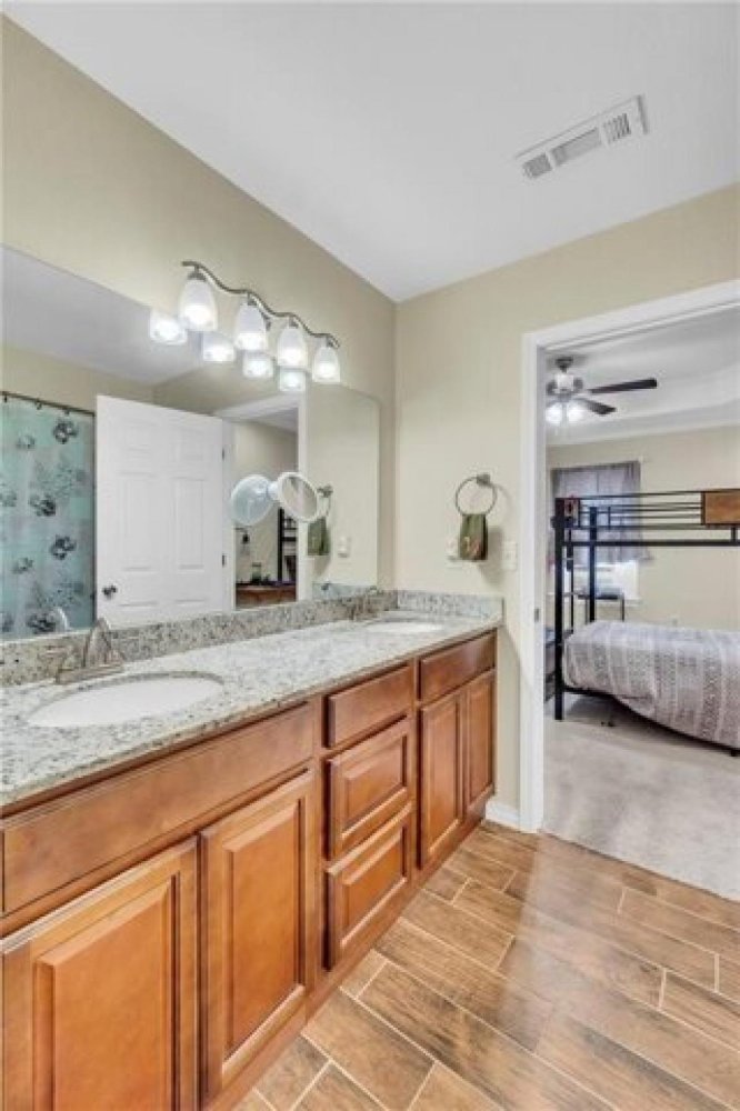 3 bedrooms House in Siloam Springs, USA No. 425672