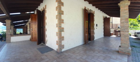 Дом с 5 комнатами в Гуилья, Италия № 110017 2