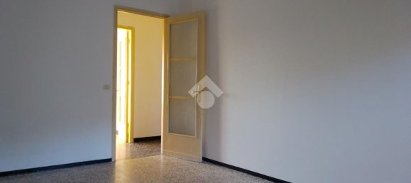 3 rooms Apartment in Alessandria, Italy No. 8473 11