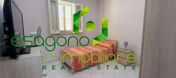 3 rooms Apartment in Syracuse, Italy No. 250346 4