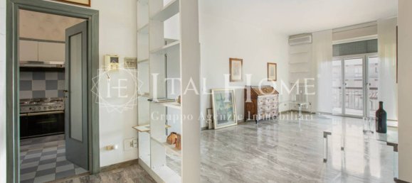 Apartamento de 2 dormitorios en Bergamo, Italy No. 2194 6