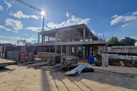 4 Schlafzimmer Villa in Turiz, Portugal, Nr. 266761