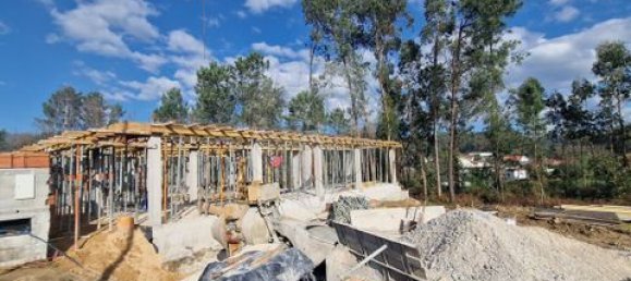 4 Schlafzimmer Villa in Turiz, Portugal, Nr. 266761 24