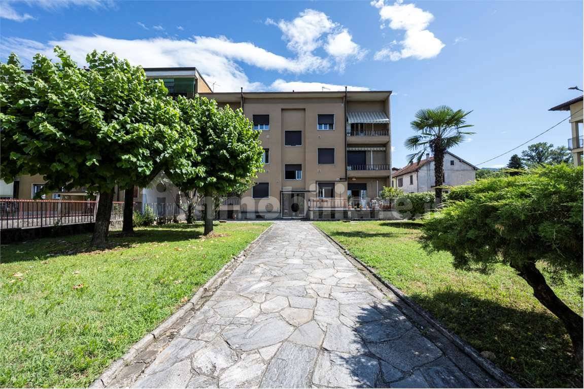 2 غرف نوم شقة في Besozzo, Italy رقم 291580