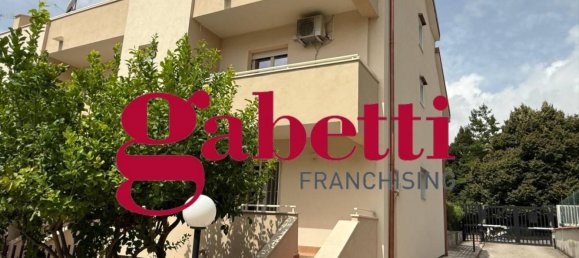 4 غرف نوم منزل في Caserta, Italy رقم 330226 3