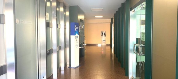 Escritório de 4 divisões em Aosta, Italy N.º 237529 3