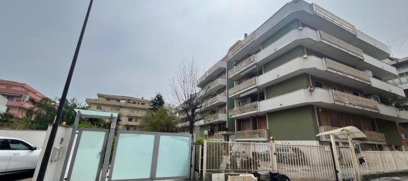 2 rooms Apartment in Pescara, Italy No. 143657 12