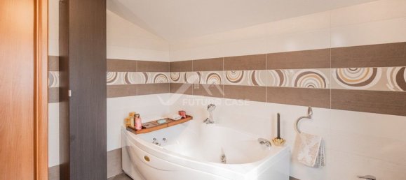 4 bedrooms Duplex in Reggio Emilia, Italy No. 365216 19