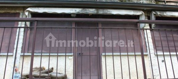 Apartamento de 1 dormitorio en Grone, Italy No. 6117 2