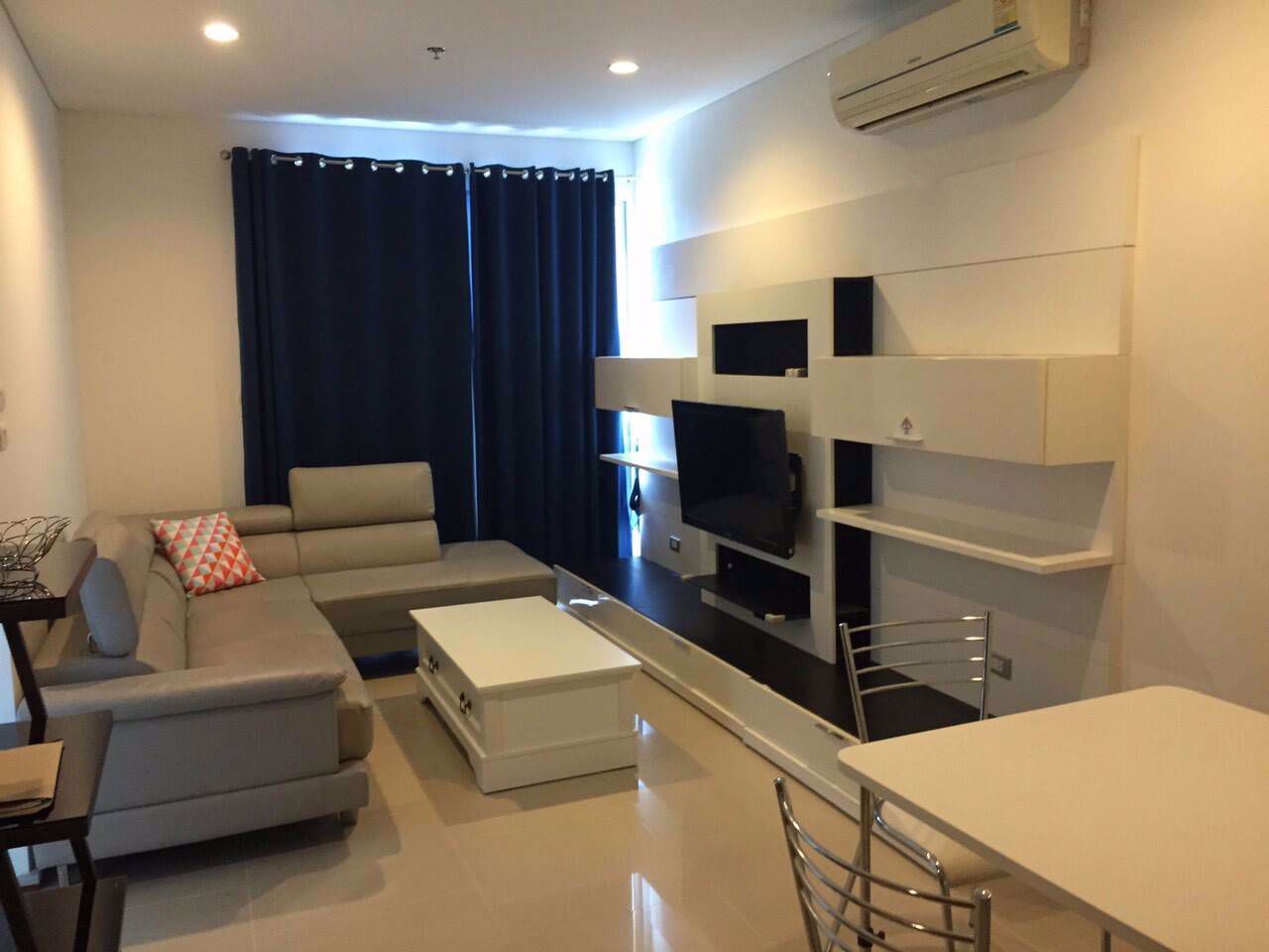 1 bedroom Condo in Khlong San, Thailand No. 9490