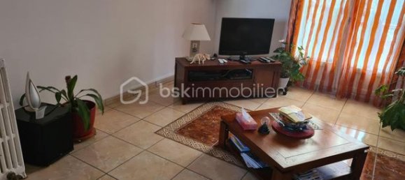 5 bedrooms House in Bondy, France No. 356380 11