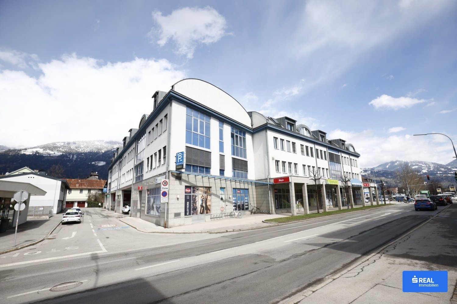 Коммерческая недвижимость 233м² в Линц, Австрия № 216381