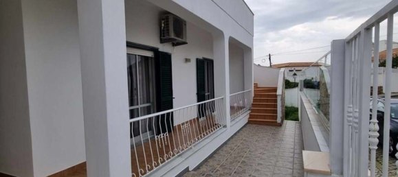 5 Schlafzimmer Haus in Porches, Portugal, Nr. 132629 2