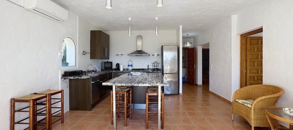 4 Schlafzimmer Villa in Moraira, Spain, Nr. 163188 23