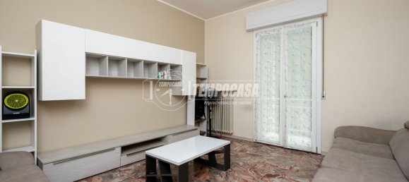 2 Schlafzimmer Wohnung in Reggio Emilia, Italy, Nr. 348693 3