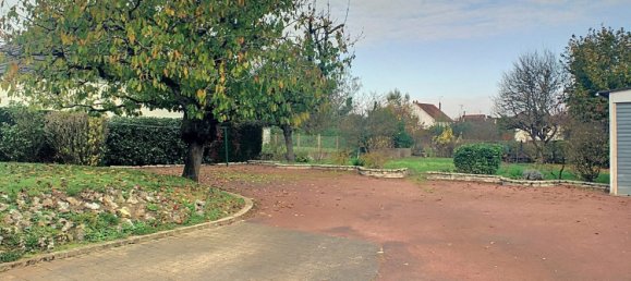 5 bedrooms House in Amilly, France No. 154480 17