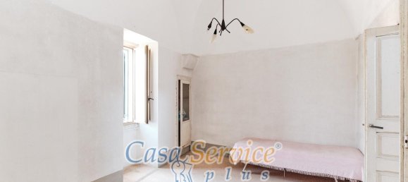 3 rooms House in Ruffano, Italy No. 224549 6