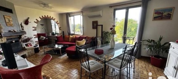 Casa de 4 dormitorios en Villeneuve-sur-Yonne, France No. 302971 8