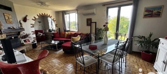 Casa de 4 dormitorios en Villeneuve-sur-Yonne, France No. 302971 3