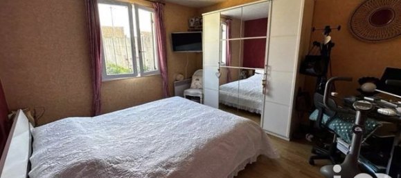 Casa de 4 dormitorios en Villeneuve-sur-Yonne, France No. 302971 13