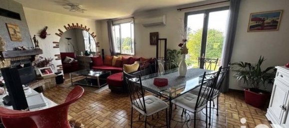 Casa de 4 dormitorios en Villeneuve-sur-Yonne, France No. 302971 6