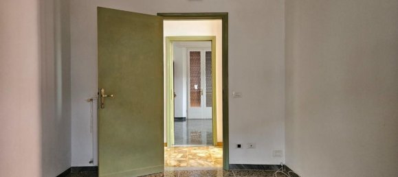 4 bedrooms Apartment in Cascina, Italy No. 380644 9