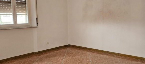 4 bedrooms Apartment in Cascina, Italy No. 380644 2