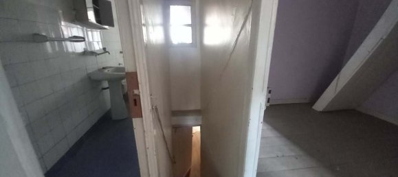 193m² Building in Lisbon, Portugal No. 102618 32