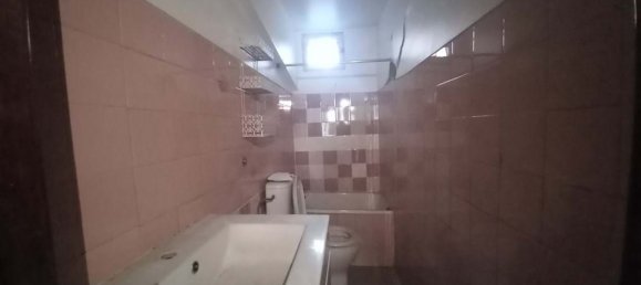 193m² Building in Lisbon, Portugal No. 102618 15