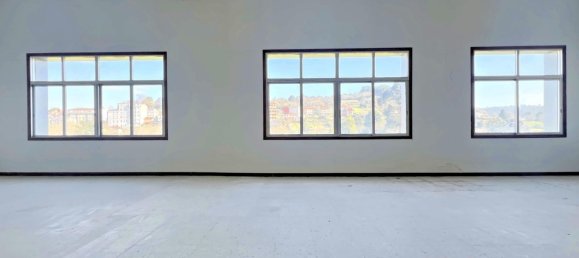  عقار تجاري في Betanzos, Spain 200متر مربع رقم 31396 10